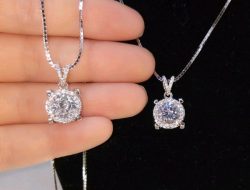 Recommended beautiful Swarovski necklace